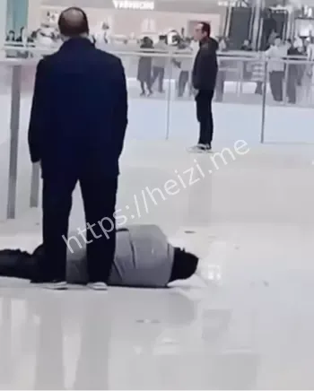 吊顶脱落事故