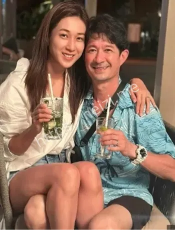 Jeremy包养情妇