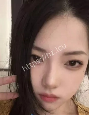 梁菲