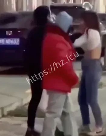 小三撕逼大战