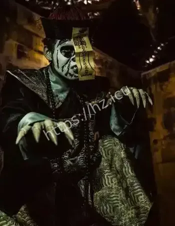半夜诡声敲门