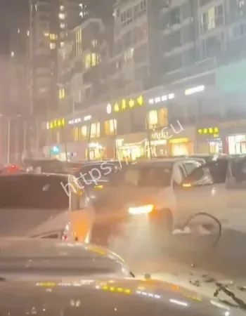 醉驾男连撞7车