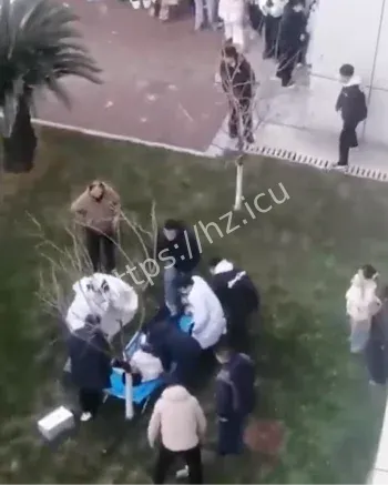学校威胁封口