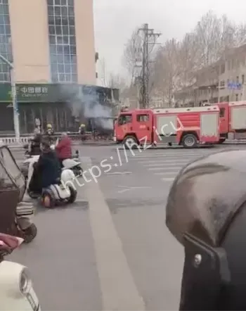 方城3电箱爆炸