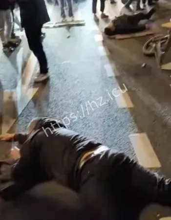 深夜无证狂飙