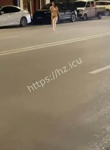 广西裸奔事件