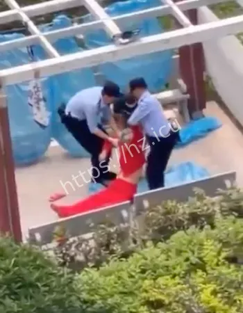 红衣上吊事件
