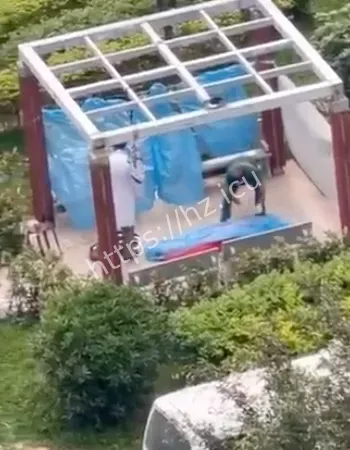 红衣上吊事件