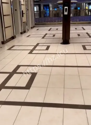 中国年轻男子