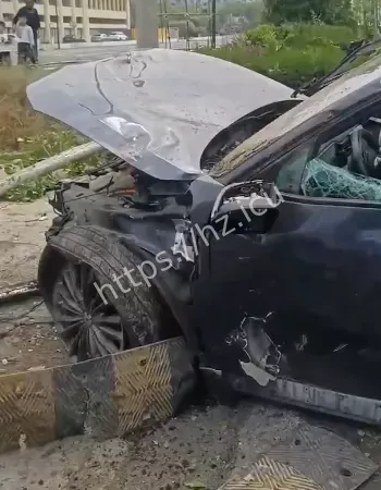 蔚来刹车失灵