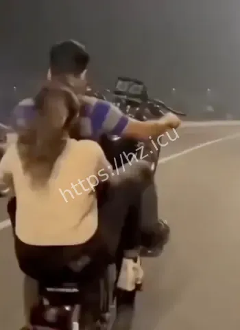 深夜飙车惨撞