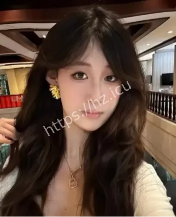 大白天夫妻亲密互动