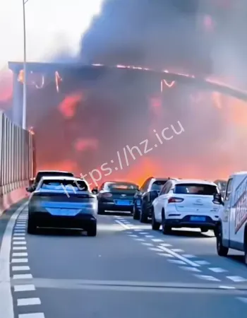 快速路惨烈车祸