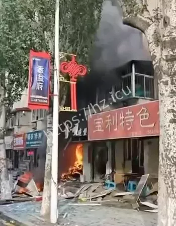 火势点燃二楼
