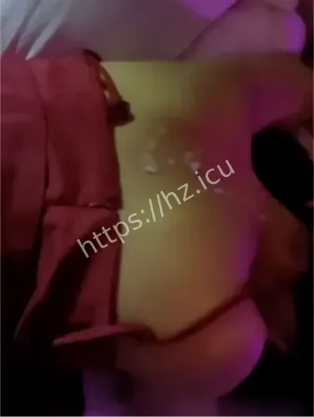 王华肢体动作张力
