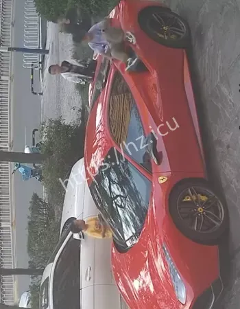 360万法拉利