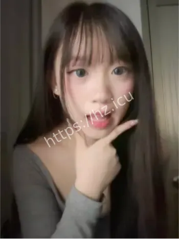 泡芙露脸揉奶反差曝光