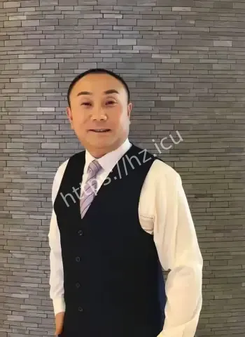 严鹏