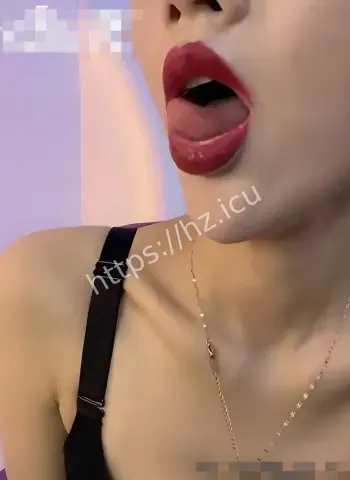 和男伴无套激烈骑乘