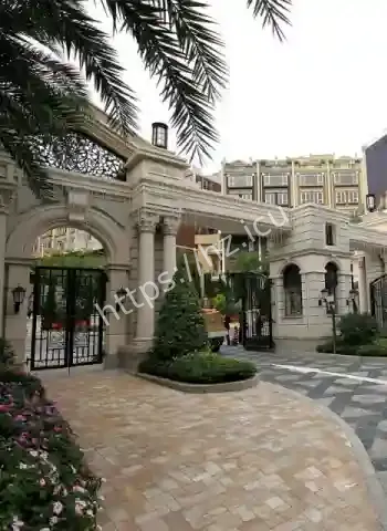 假尼姑僧袍下藏黑丝
