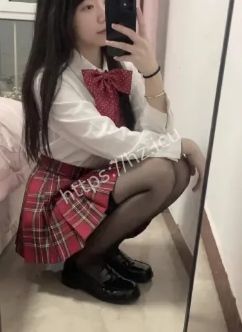 震动棒制服丝袜诱惑
